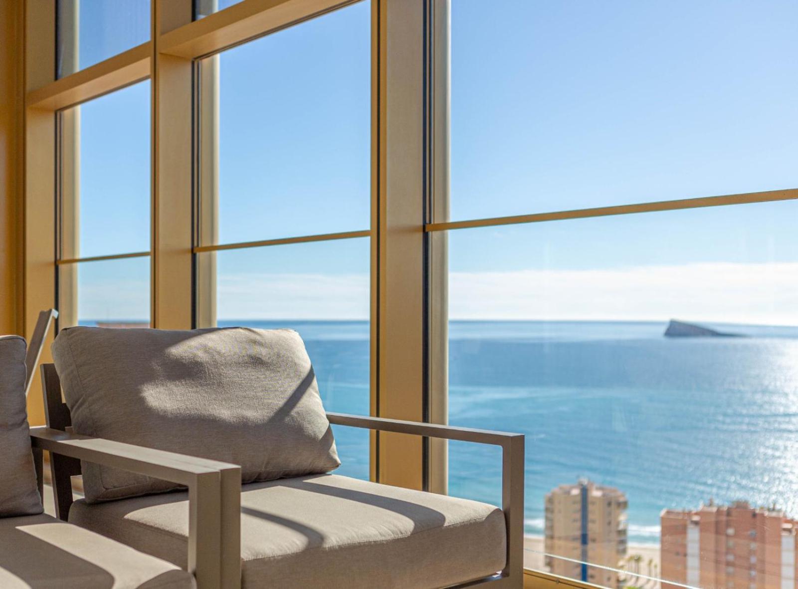 Intempo Residence By Leo Apartments Benidorm Exterior photo
