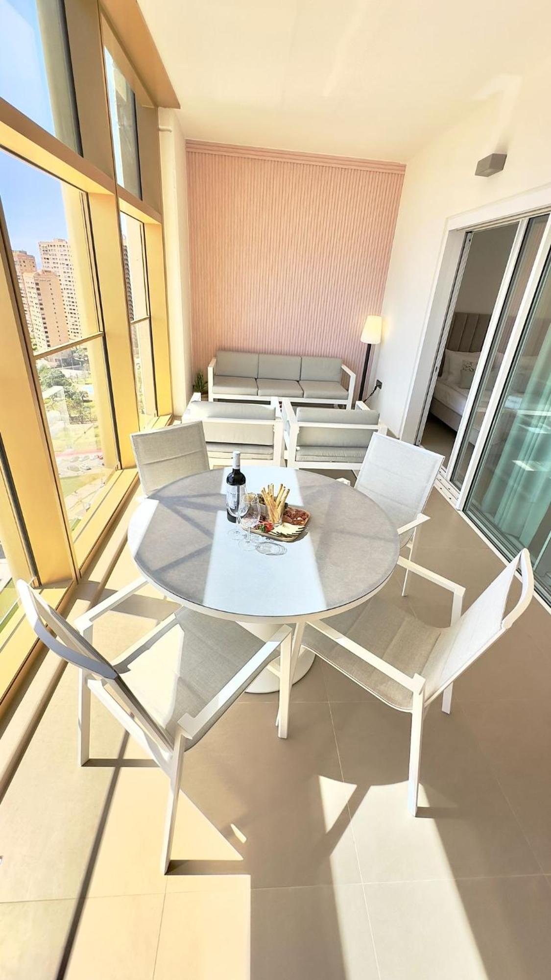Intempo Residence By Leo Apartments Benidorm Exterior photo