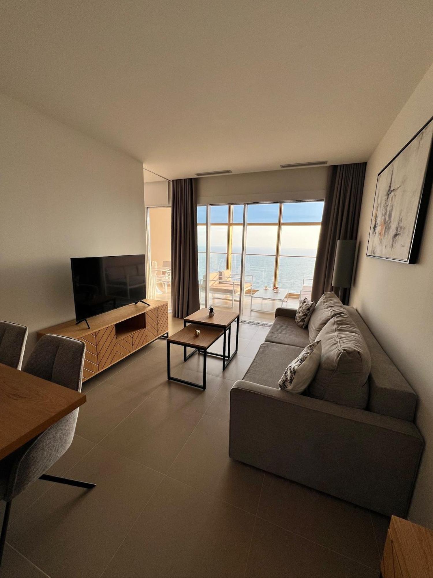 Intempo Residence By Leo Apartments Benidorm Exterior photo